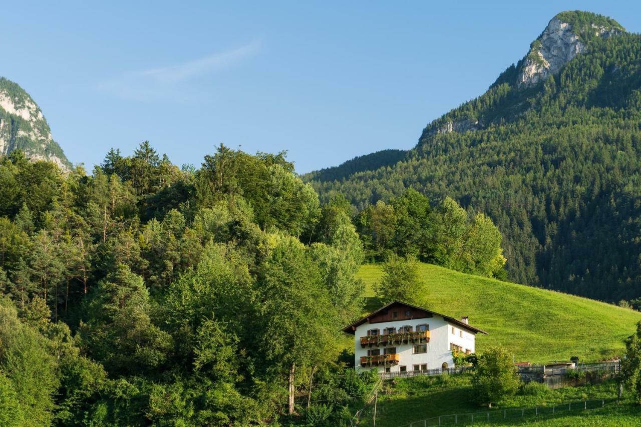 Trafisolerhof Pension Fiè Buitenkant foto